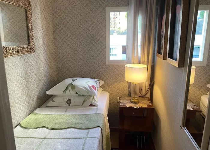 Апартаменти Marbella Apartment
