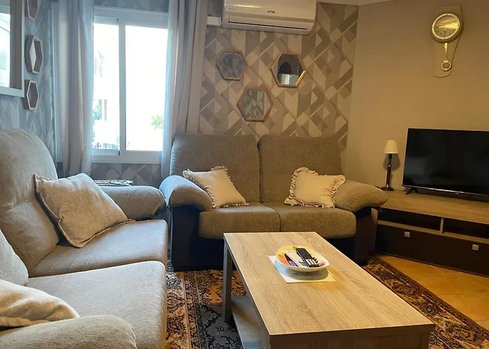 Апартаменти Marbella Apartment *