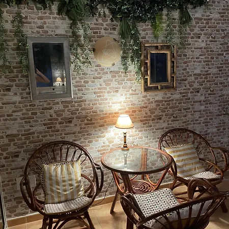 Marbella Apartment Апартаменти