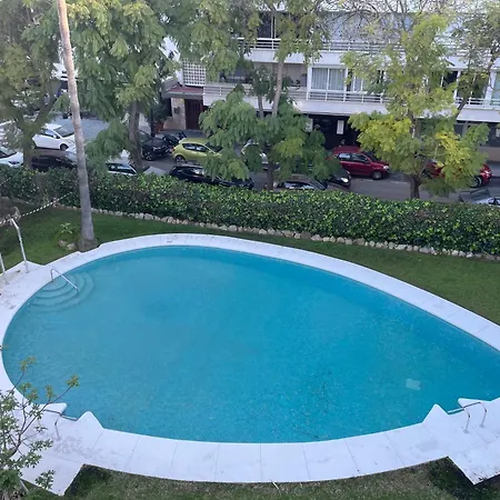Marbella Apartment Апартаменти *