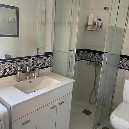 Marbella Apartment Apartman *